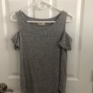 Hollister Heather Gray Cold Shoulder Tee